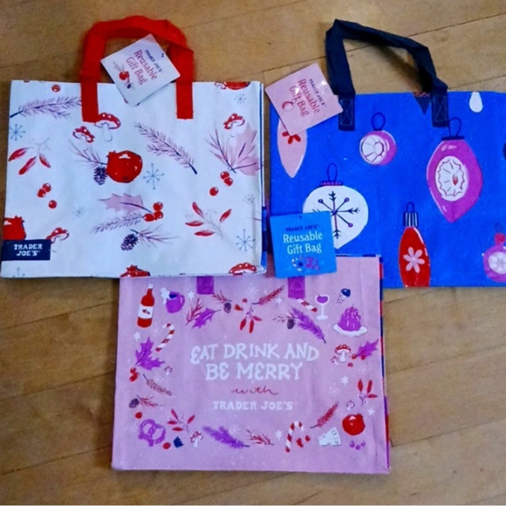 Trader Joe’s mini gift bags